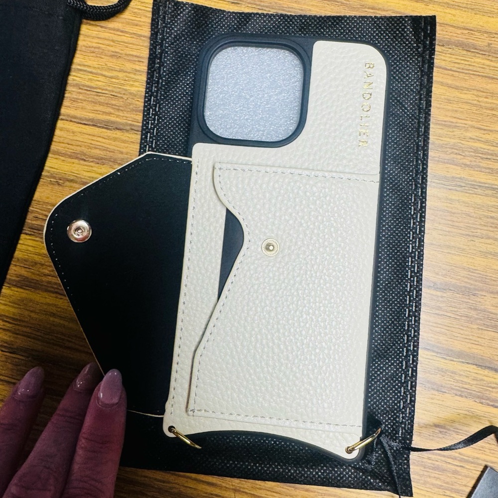 Bandolier White Leather Phone Case iPhone 15 ProMax - Picture 3 of 5